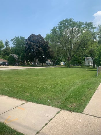 560 Henry St, Green Bay, WI 54302