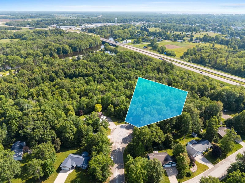 Fir Ct #22, Oconto, WI 54153