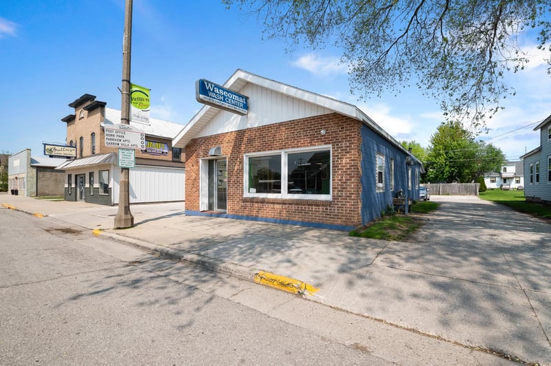 214 Main St, Brillion, WI 54110