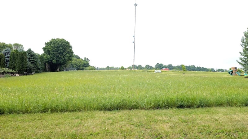 W5390 Campbell Dr, Hilbert, WI 54129