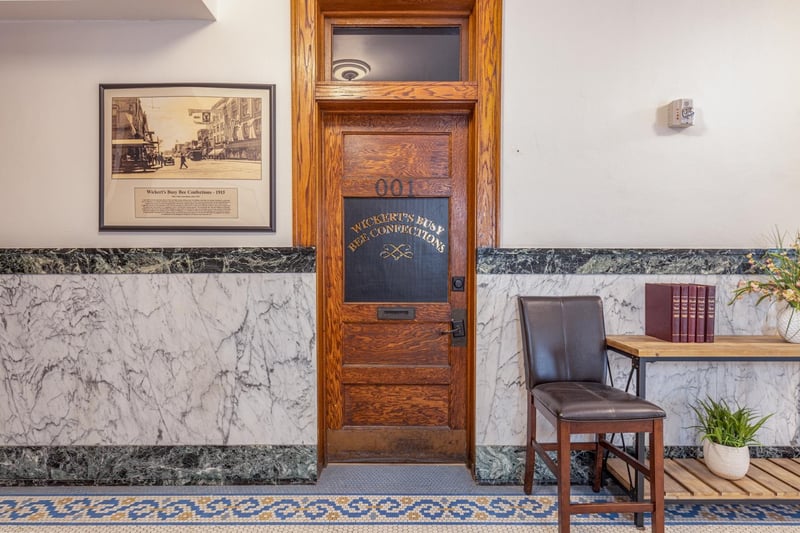 105 Washington Ave #001, Oshkosh, WI 54901-4930