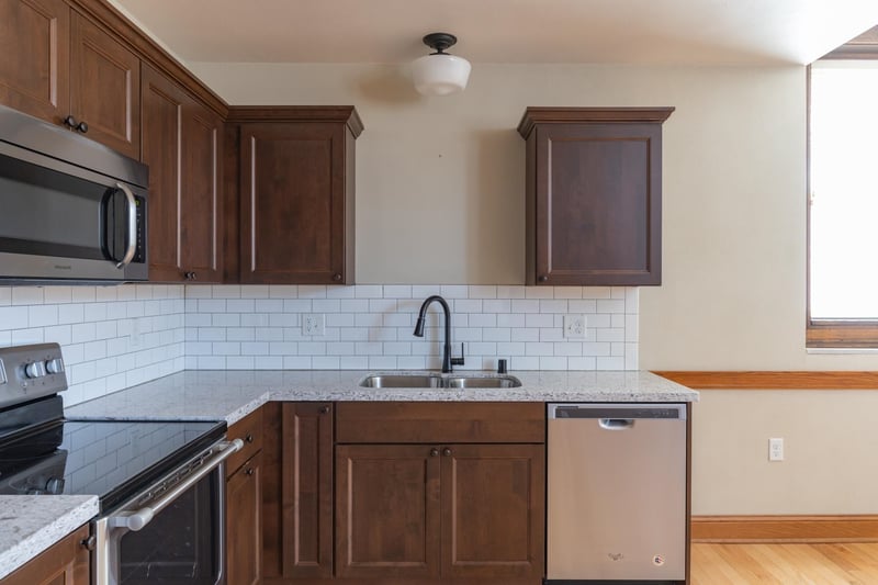 105 Washington Ave #004, Oshkosh, WI 54901-4930