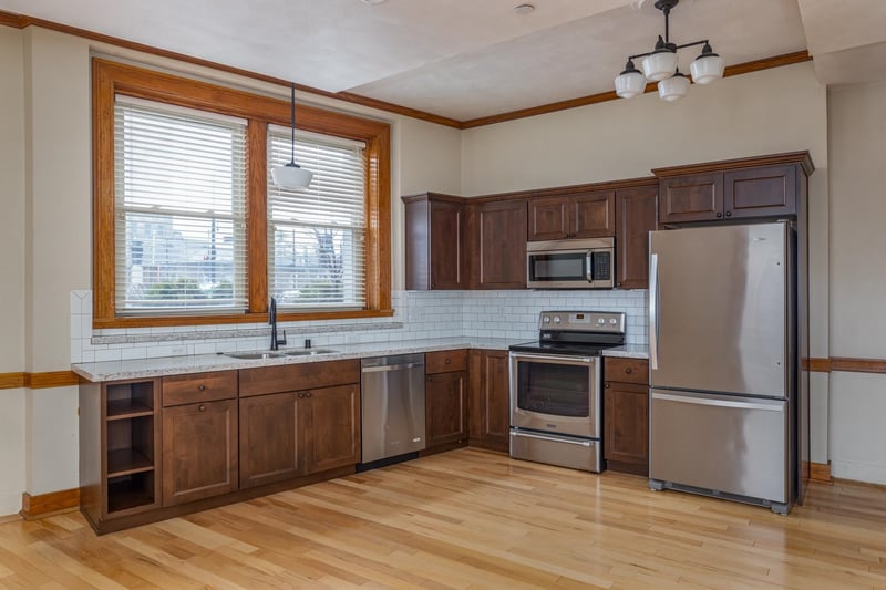 105 Washington Ave #002, Oshkosh, WI 54901