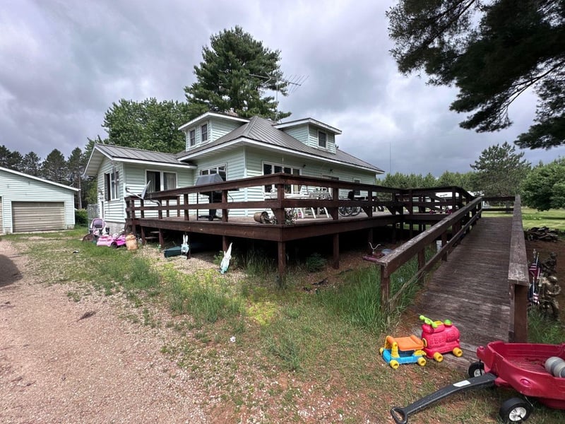 8501 River Rd, Suring, WI 54174-8515
