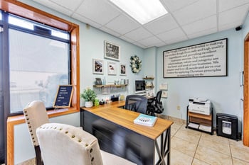 1166 Ashwaubenon St, Green Bay, WI 54313