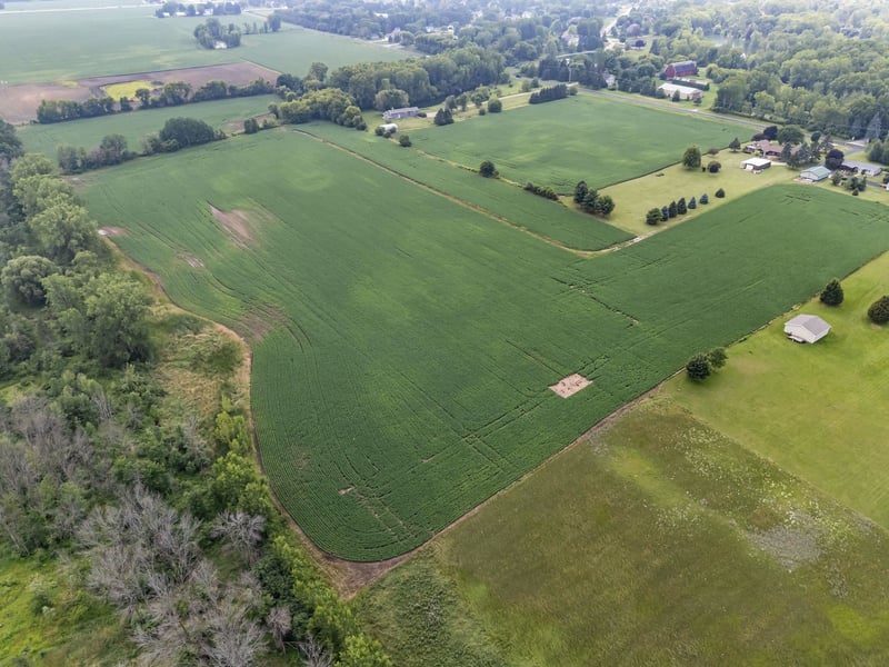 Julius Dr, Greenville, WI 54942