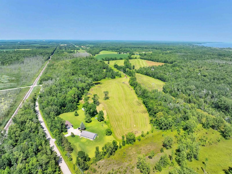 2059 Maple Grove School Rd, Oconto, WI 54153-9794