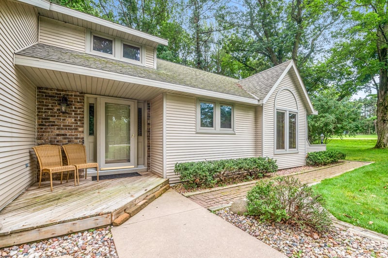 3081 Big Timber Cir, Suamico, WI 54313