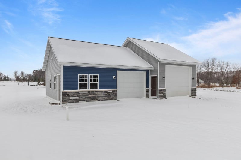 3815 Stonewall Dr, De Pere, WI 54115