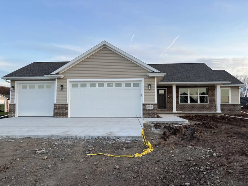 5289 Cornhusk Ln, Omro, WI 54963