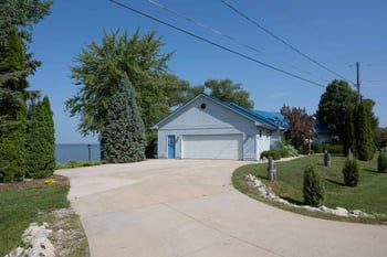 4061 Nicolet Rd, Green Bay, WI 54311-9761