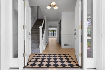 461 Briar Ln, Green Bay, WI 54301