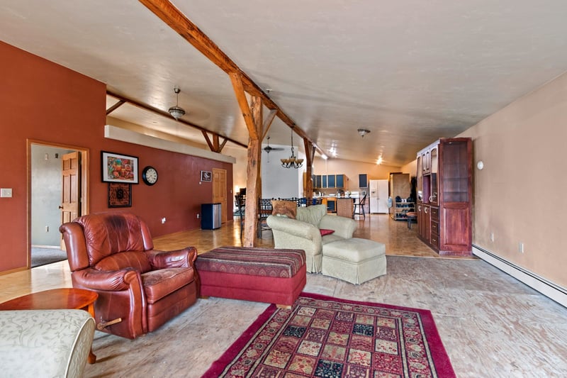 118 Pulaski St, Pulaski, WI 54162