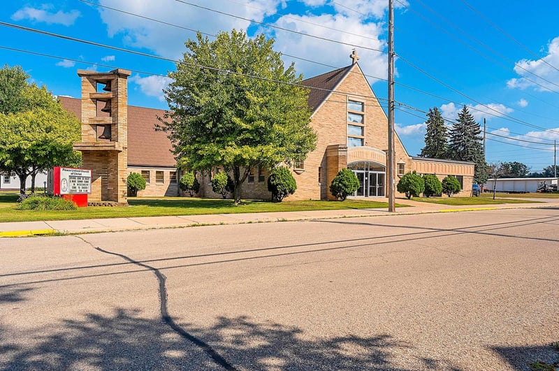 208 Maurer St, Shawano, WI 54166-0000