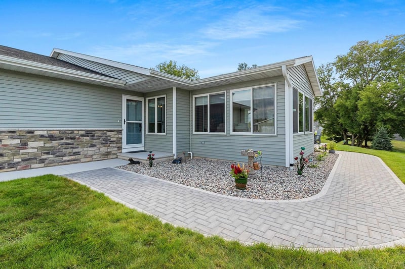 1642 Balsam Ct, Shawano, WI 54166