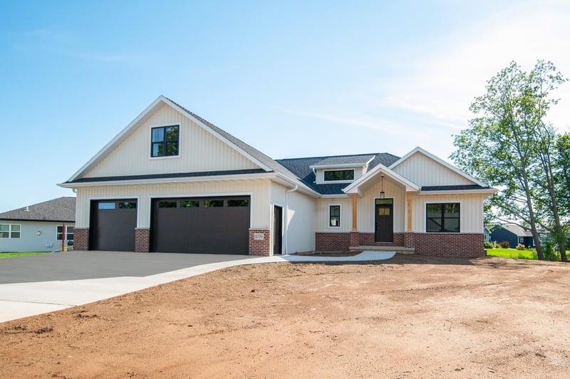 3224 Eclipse Dr, Green Bay, WI 54311