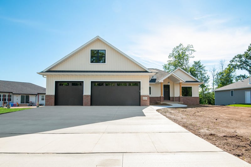 3224 Eclipse Dr, Green Bay, WI 54311