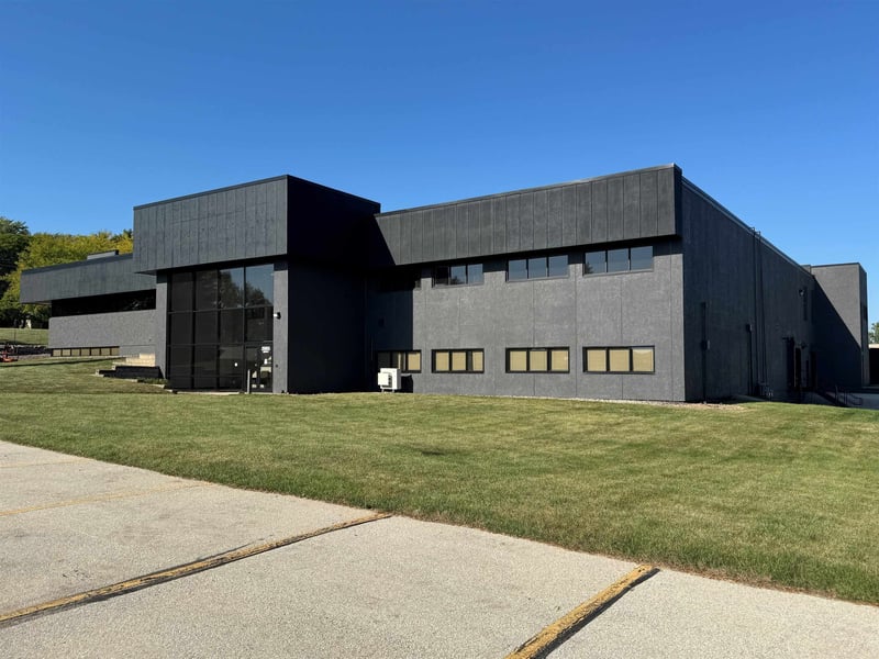 2985 Ridge Rd, Green Bay, WI 54304