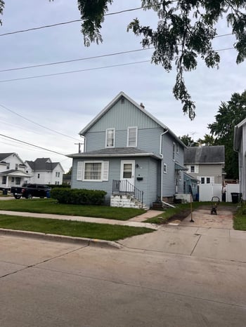 23 Nevada Ave, Oshkosh, WI 54901-3030