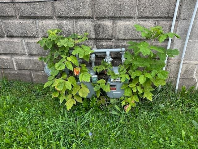 914 Van Buren St, Green Bay, WI 54302-0000