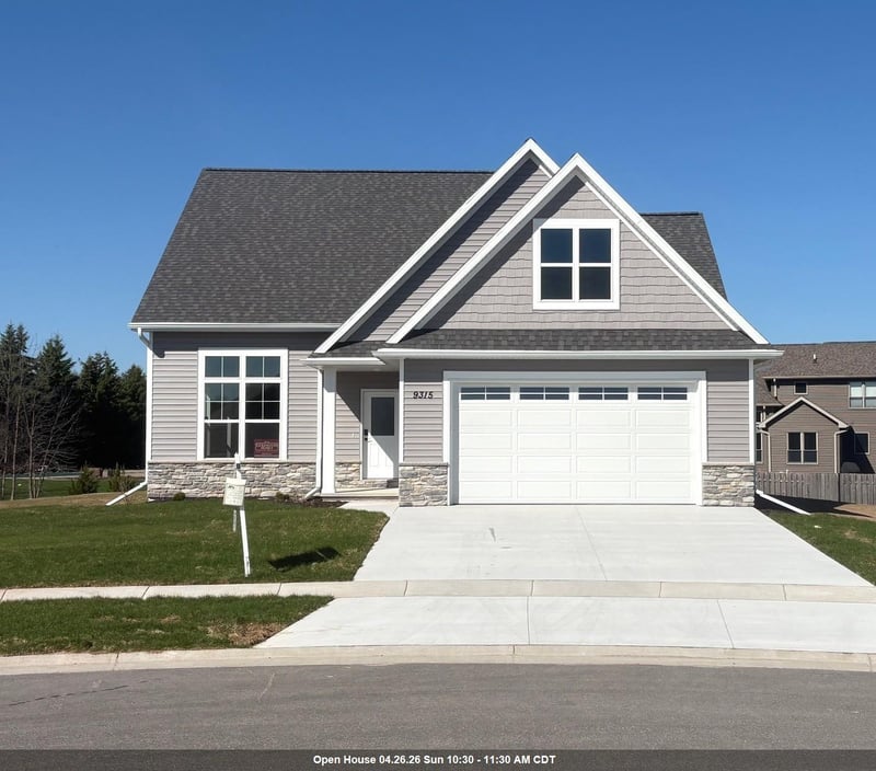 N9315 Gemstone Ct, Appleton, WI 54915