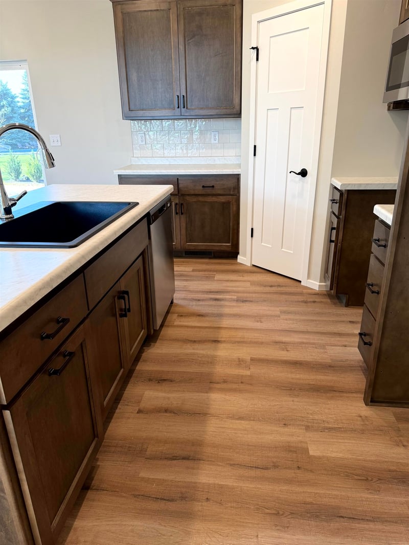 N9315 Gemstone Ct, Appleton, WI 54915