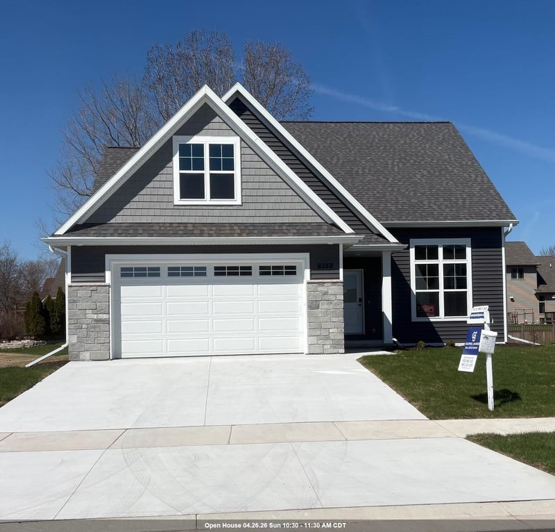 N9359 Gemstone Ct, Appleton, WI 54915