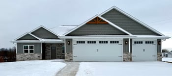 3811 Cooper Ct, Green Bay, WI 54313-2406