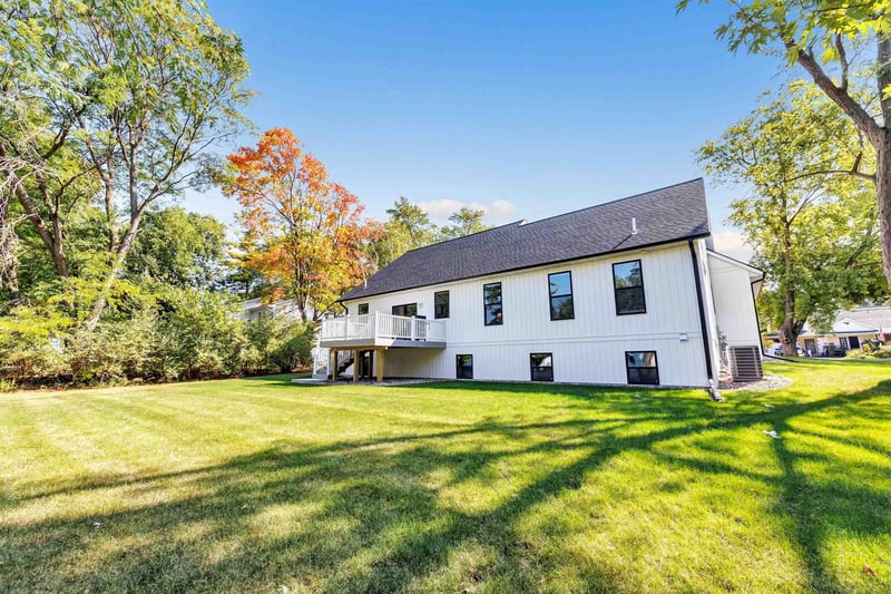 318 Webster Ave, De Pere, WI 54115-3438