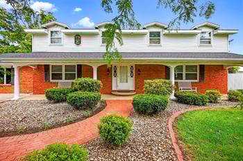 216 Main St, Hortonville, WI 54944-9435