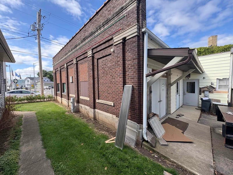 103 Green Bay St, Bonduel, WI 54107