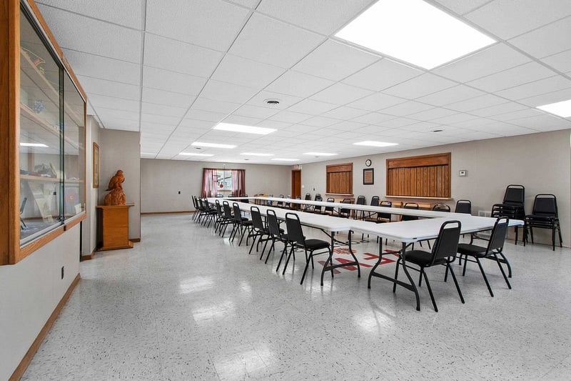 202 Lieg Ave, Shawano, WI 54166