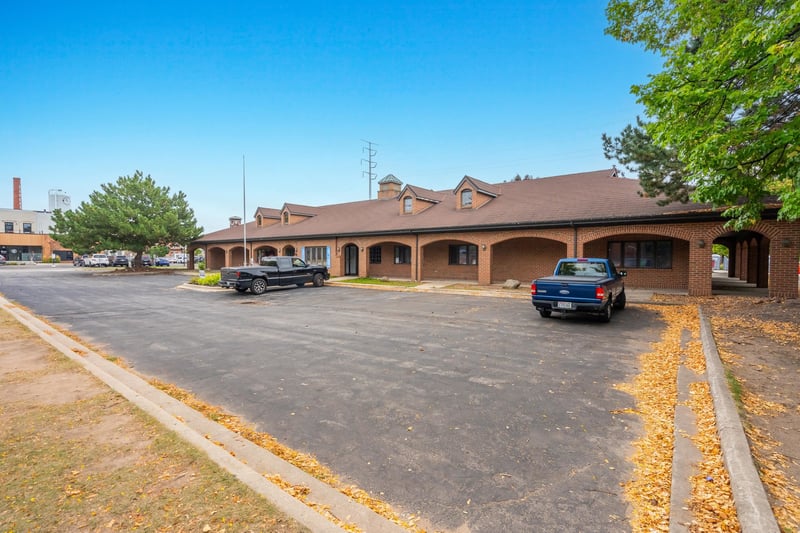 200 Broadway , Green Bay, WI 54303