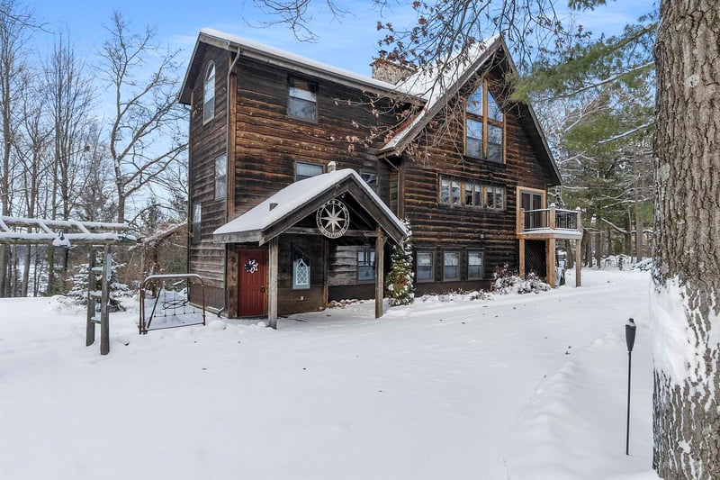4901 Spirea Rd, Oconto, WI 54153