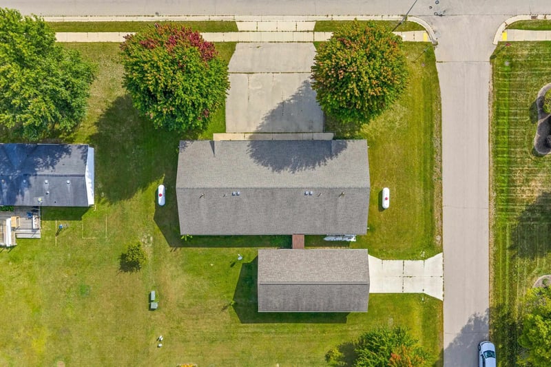 1150 Schabow St, Gresham, WI 54128