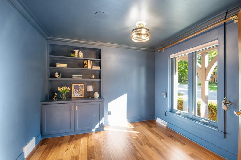 2060 Wintergreen Ct, Green Bay, WI 54304