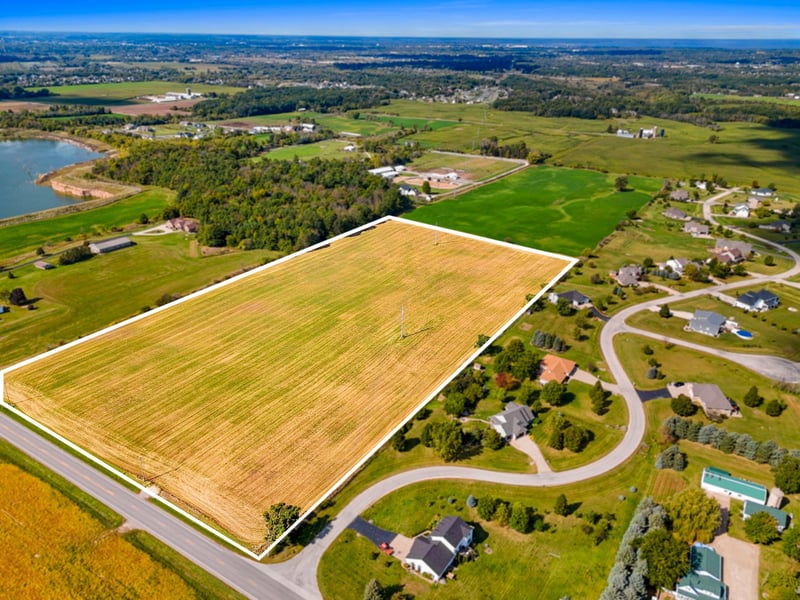 Dutchman Rd, Green Bay, WI 54311