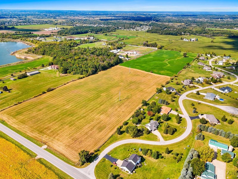 Dutchman Rd, Green Bay, WI 54311