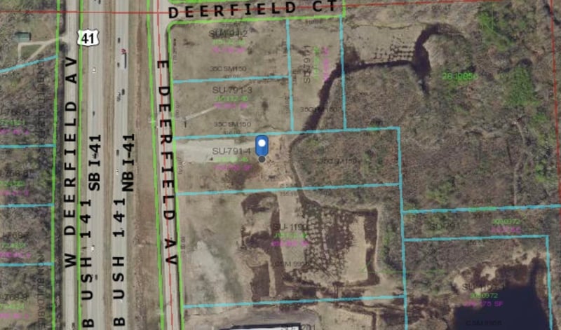 2192 Deerfield Ave, Suamico, WI 54166