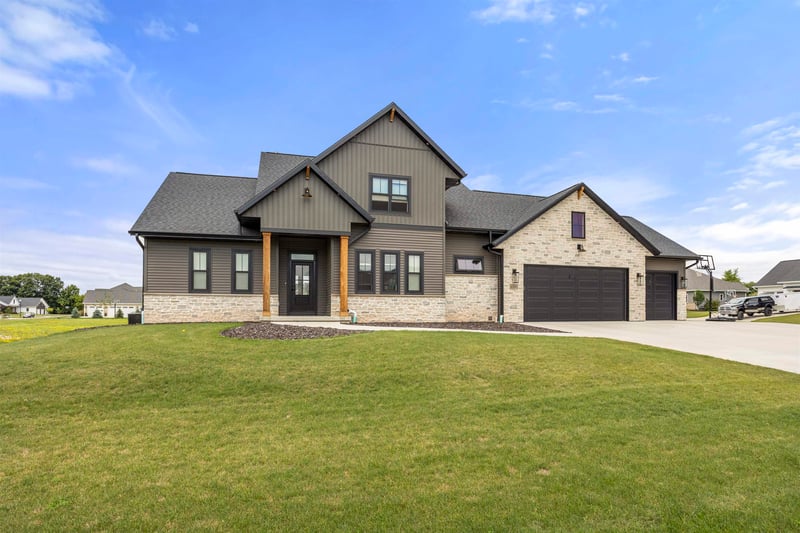 4295 Bountiful Ln, Appleton, WI 54913