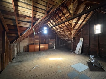 1174 Cherry St, Green Bay, WI 54301-4740