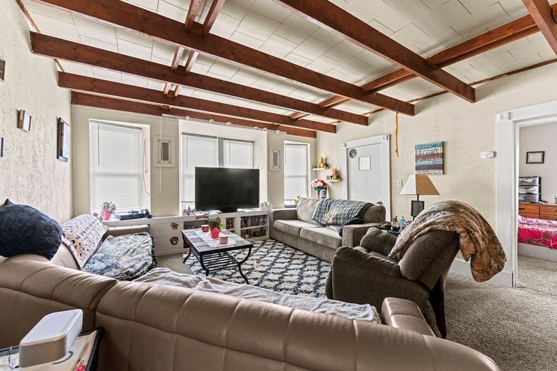 457 12th Ave, Oshkosh, WI 54902