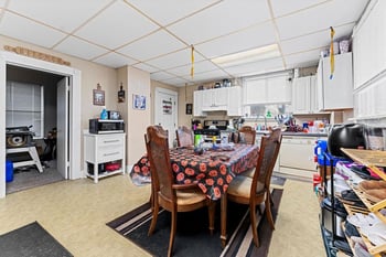 457 12th Ave, Oshkosh, WI 54902