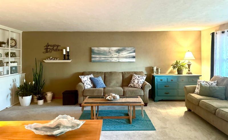 118 Greenfield Dr, Little Chute, WI 54140-1133