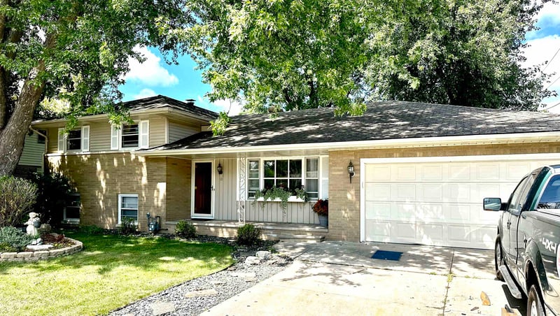 118 Greenfield Dr, Little Chute, WI 54140-1133