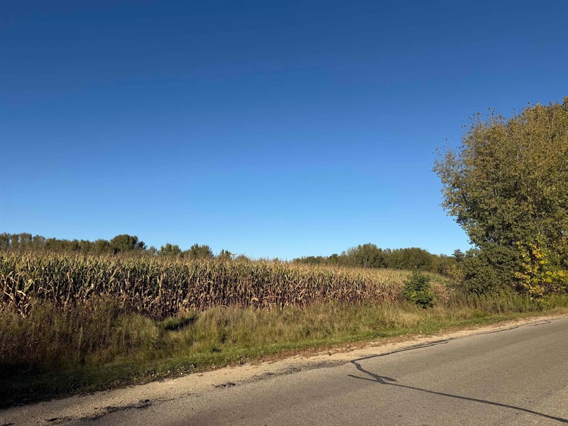 Willow Wood St #11, Shawano, WI 54929-0000