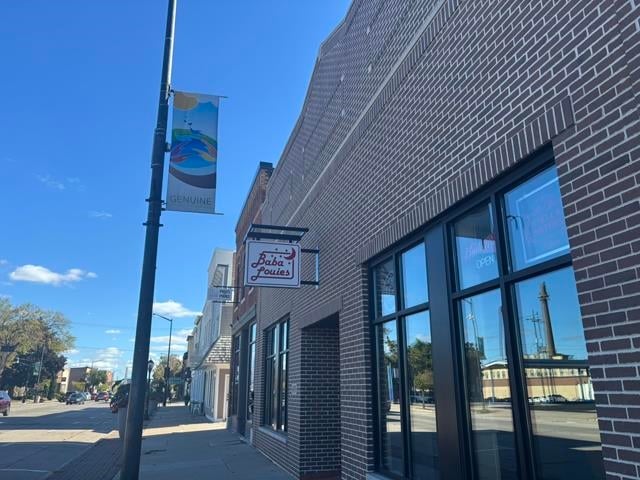 419 Main Ave, De Pere, WI 54115