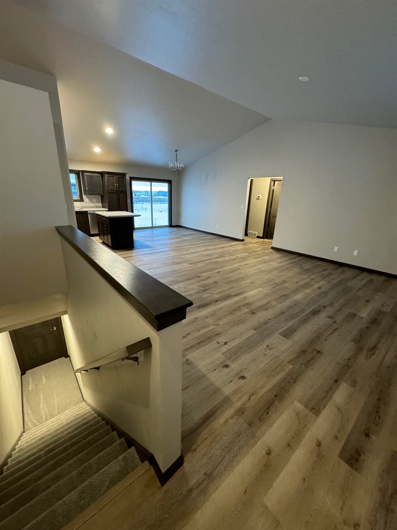 1657 Frontier Rd, Luxemburg, WI 54217
