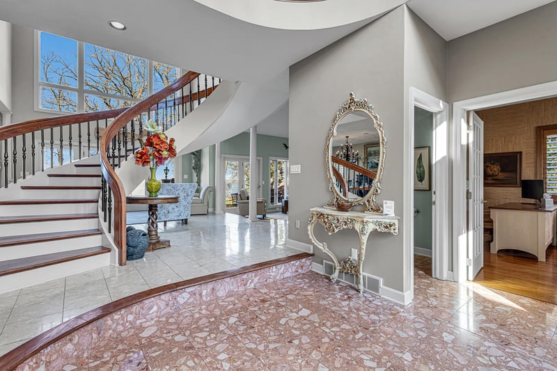 3050 Waldwic Ln, Oshkosh, WI 54904