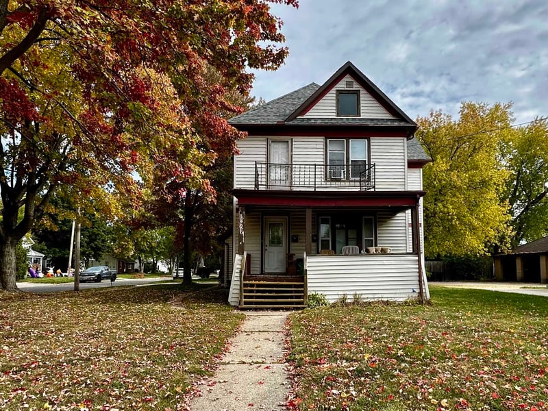 1426 Meade St, Appleton, WI 54911